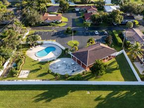 7185 E Tropical Way, Plantation FL 33317
