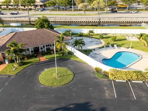 7185 E Tropical Way, Plantation FL 33317