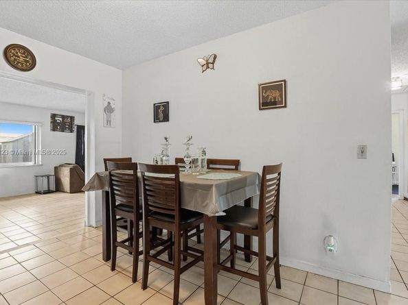 514 SW 72nd Ter, North Lauderdale FL 33068