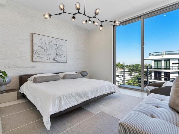 21 Isle Of Venice Dr PH1, Fort Lauderdale FL 33301