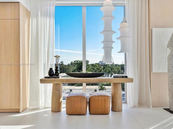 21 Isle Of Venice Dr PH1, Fort Lauderdale FL 33301