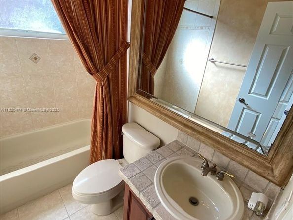 4980 SW 134th Ave, Miramar FL 33027