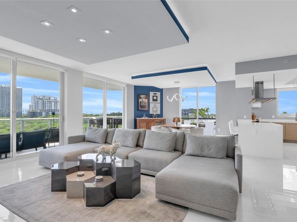 17111 Biscayne Blvd 602, North Miami Beach FL 33160