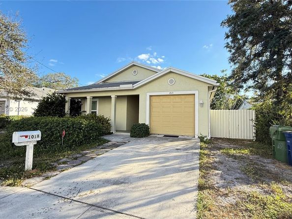 1018 Foster Rd, Hallandale Beach FL 33009
