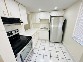 505 NW 177th St 131, Miami Gardens FL 33169