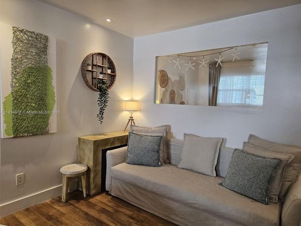 751 Collins Ave 3, Miami Beach FL 33139