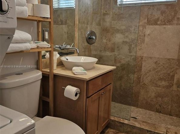 751 Collins Ave 3, Miami Beach FL 33139