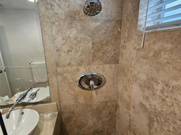 751 Collins Ave 3, Miami Beach FL 33139