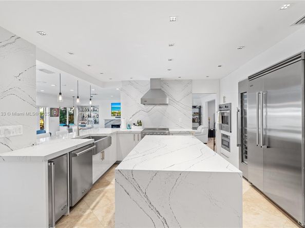 2839 NE 35th St, Fort Lauderdale FL 33306