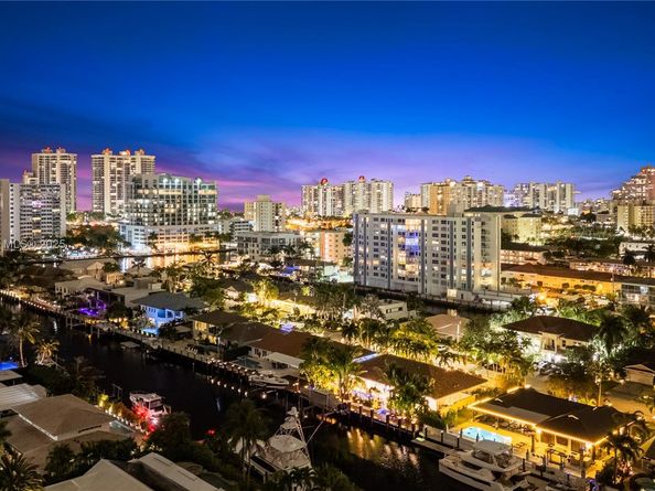 2839 NE 35th St, Fort Lauderdale FL 33306