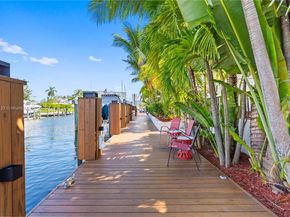 2839 NE 35th St, Fort Lauderdale FL 33306