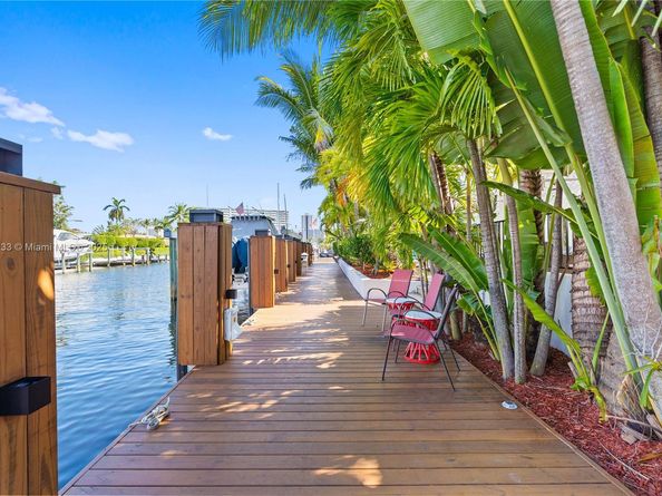 2839 NE 35th St, Fort Lauderdale FL 33306