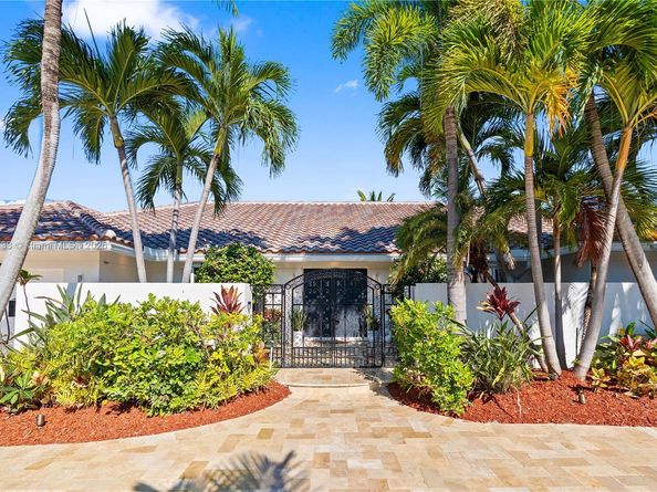 2839 NE 35th St, Fort Lauderdale FL 33306