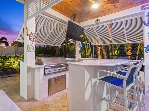 2839 NE 35th St, Fort Lauderdale FL 33306