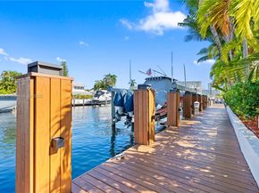 2839 NE 35th St, Fort Lauderdale FL 33306