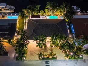 2839 NE 35th St, Fort Lauderdale FL 33306