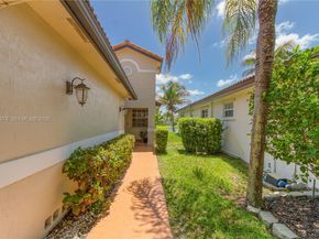 17676 SW 6th Ct, Pembroke Pines FL 33029