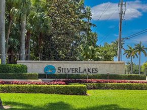 17676 SW 6th Ct, Pembroke Pines FL 33029