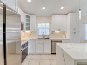 17676 SW 6th Ct, Pembroke Pines FL 33029
