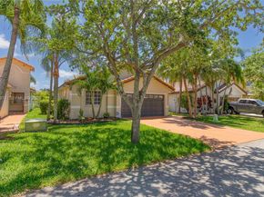 17676 SW 6th Ct, Pembroke Pines FL 33029