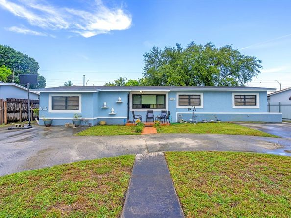 19211 NW 37th Ct, Miami Gardens FL 33055