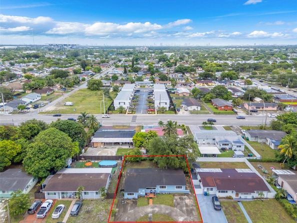 19211 NW 37th Ct, Miami Gardens FL 33055