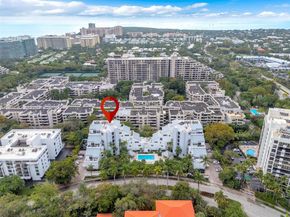 50 Ocean Lane Dr 108, Key Biscayne FL 33149