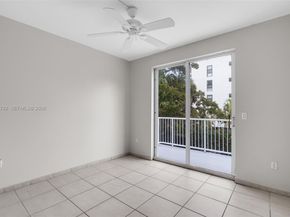 50 Ocean Lane Dr 108, Key Biscayne FL 33149