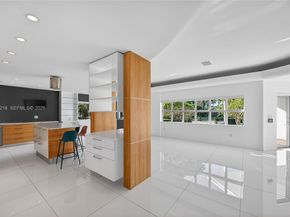 1000 N Shore Dr, Miami Beach FL 33141