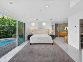 1000 N Shore Dr, Miami Beach FL 33141