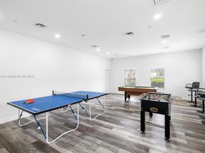 12730 Vista Isles Dr 828, Sunrise FL 33325