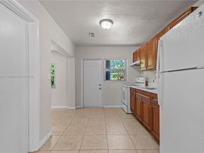 5288 N Andrews Ave, Oakland Park FL 33309