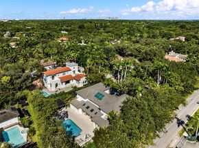 5770 SW 100th St, Pinecrest FL 33156