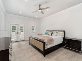 5770 SW 100th St, Pinecrest FL 33156