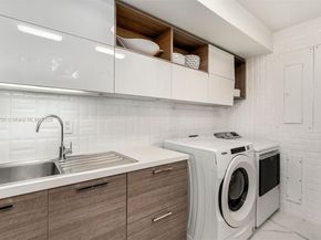 5770 SW 100th St, Pinecrest FL 33156