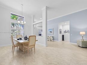2530 Hunters Run Way, Weston FL 33327