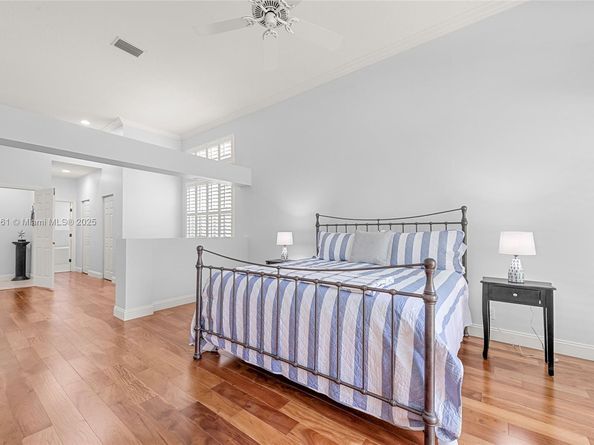 2530 Hunters Run Way, Weston FL 33327