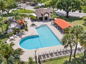 7124 71st Way, West Palm Beach FL 33407