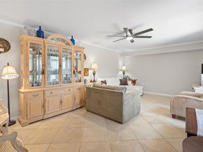7124 71st Way, West Palm Beach FL 33407