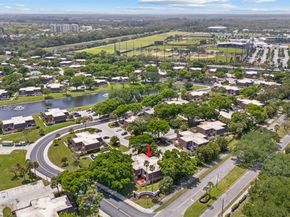 7124 71st Way, West Palm Beach FL 33407