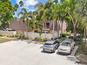 7124 71st Way, West Palm Beach FL 33407