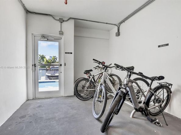 45 Hendricks Isle 403, Fort Lauderdale FL 33301