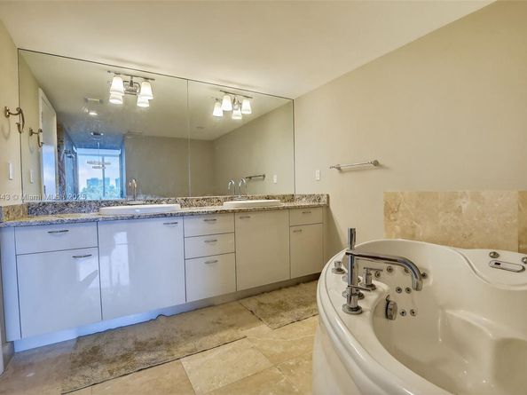 45 Hendricks Isle 403, Fort Lauderdale FL 33301