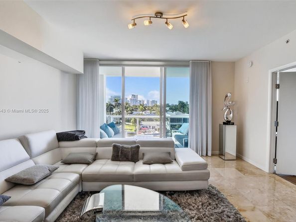 45 Hendricks Isle 403, Fort Lauderdale FL 33301