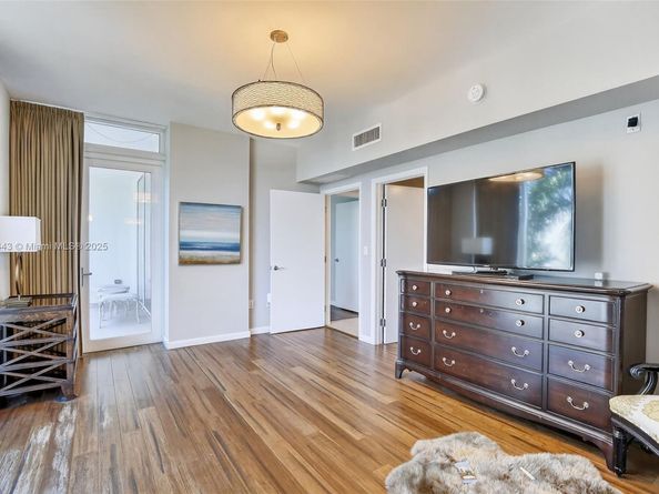 45 Hendricks Isle 403, Fort Lauderdale FL 33301