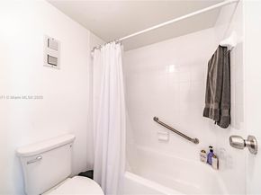 2500 NE 135th St C610, North Miami FL 33181