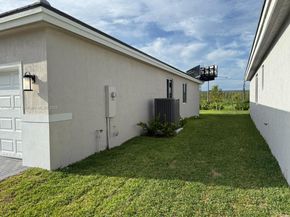 1828 NE 1st St, Homestead FL 33033