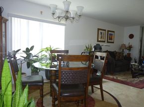 9241 Sunrise Lakes Blvd 201, Sunrise FL 33322