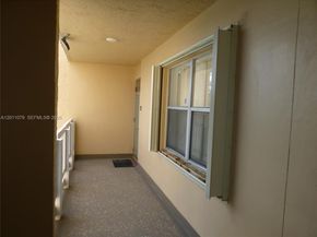 9241 Sunrise Lakes Blvd 201, Sunrise FL 33322