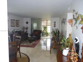 9241 Sunrise Lakes Blvd 201, Sunrise FL 33322